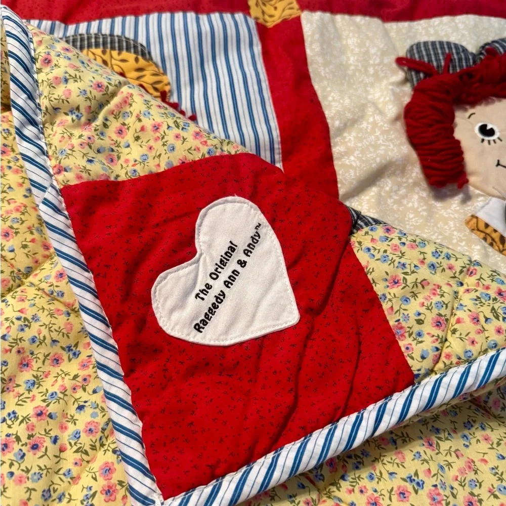 42x50” Handmade Raggedy Ann and Andy Quilt
